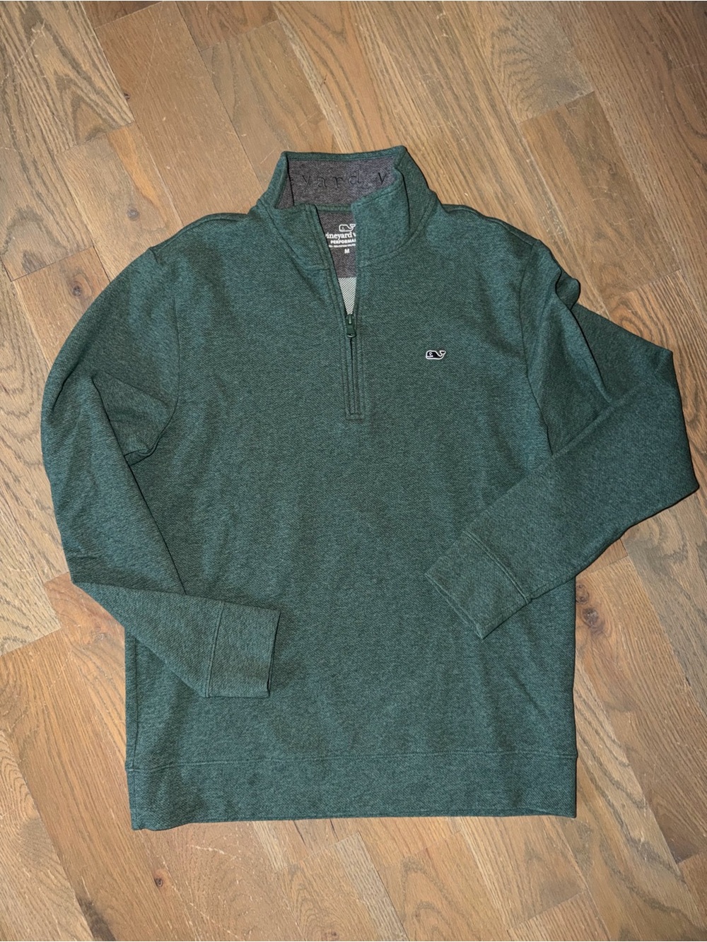 Vineyard Vines Men’s Green Saltwater Quarter-Zip Pullover size Medium